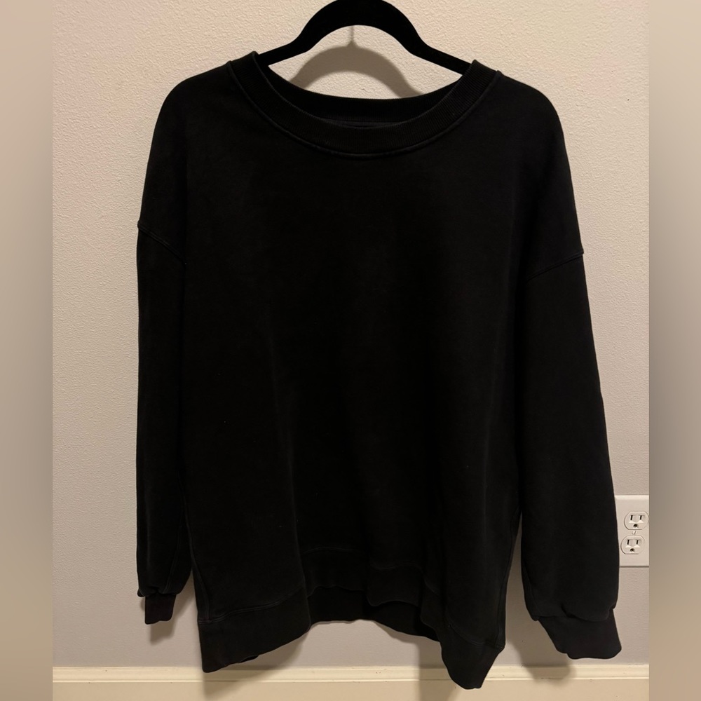 Black Lululemon Crewneck